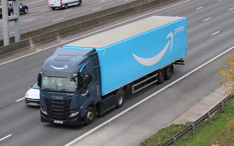 Amazon introduces its first electric HGVs in Europe