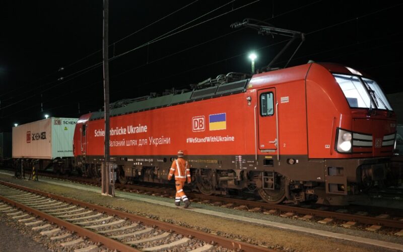 DB starts operations of Rail Bridge with relief goods for Ukraine
