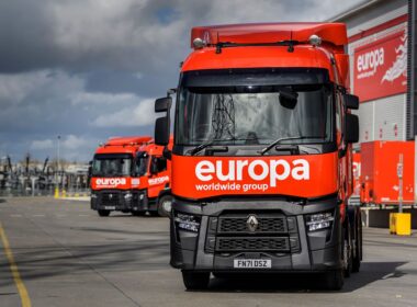 Europa revs up comfort credentials with Renault trucks