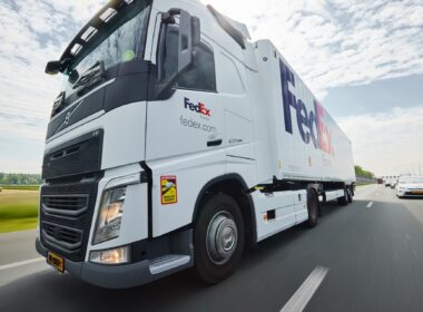 FedEx Express reduces up to 90% well-to-wheel carbon emissions with renewable diesel