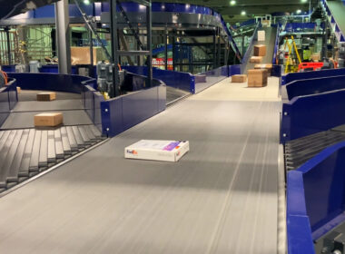 New package sorter takes off at FedEx Stansted cargo facility
