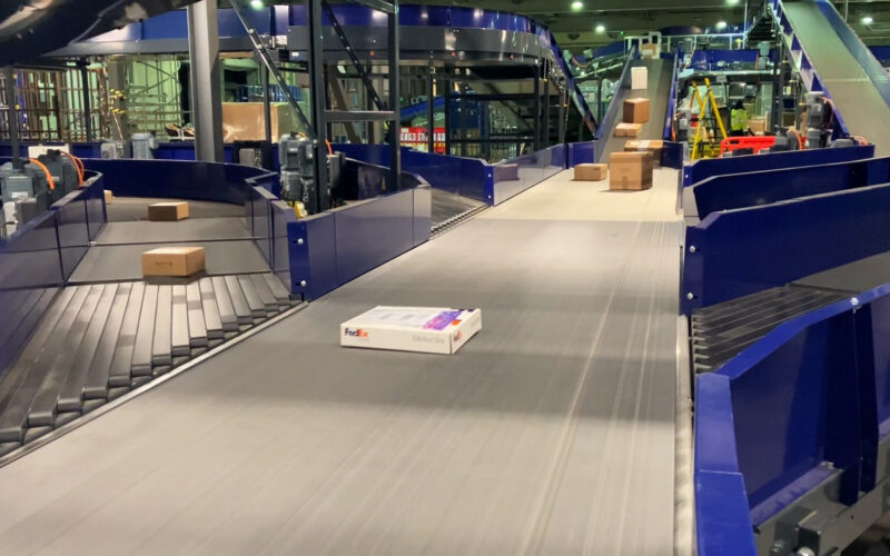 New package sorter takes off at FedEx Stansted cargo facility