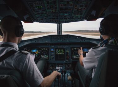 aviation career, cockpit