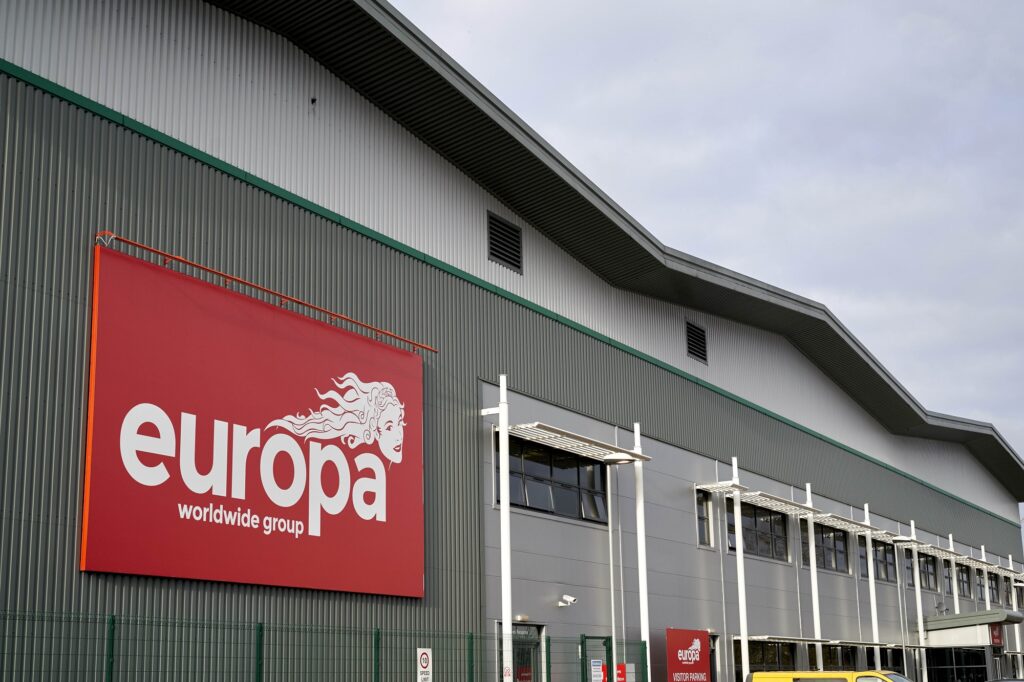 Europa Warehouse is the 3PL division of independent operator Europa Worldwide Group and has award-winning sites in Dartford, Birmingham and Corby, offering over one million sq. ft of dedicated warehouse and logistics space, supporting leading brands across multiple sectors.  
